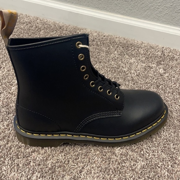 Dr. Martens VEGAN 1460 FELIX LACE UP BOOTS black size 11 men/ women size 12 - Picture 1 of 8